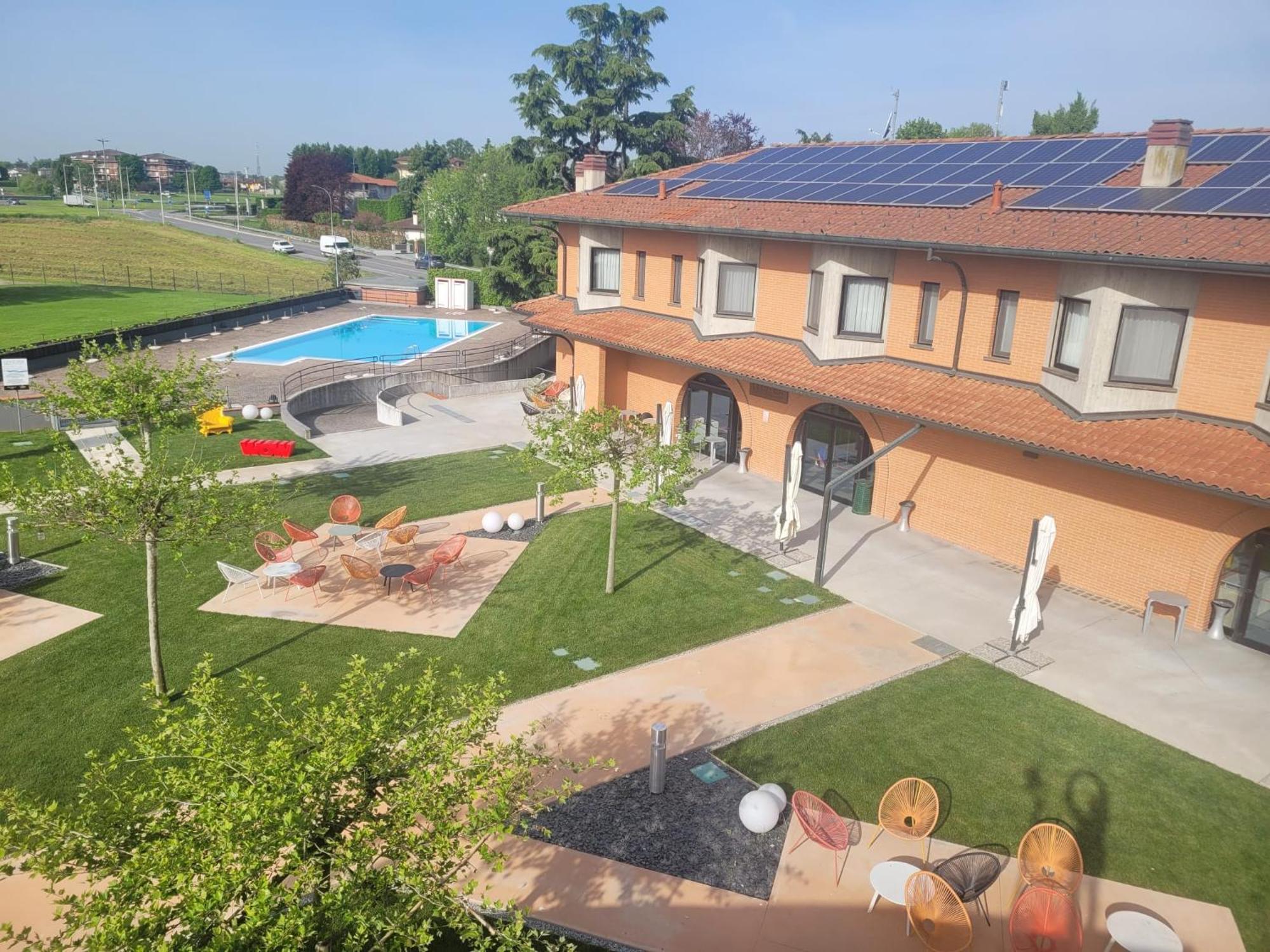 Hotel Verri Misano di Gera dʼAdda Esterno foto