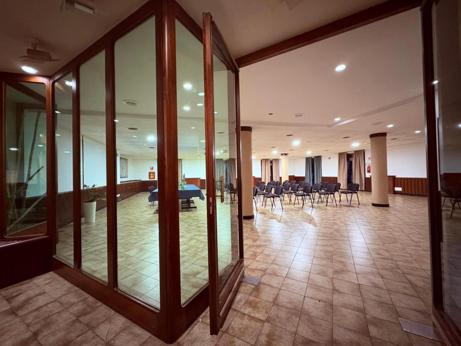 Hotel Verri Misano di Gera dʼAdda Esterno foto